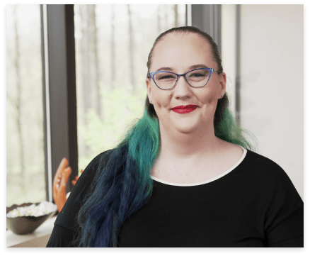 A headshot of Cyndi Palmer